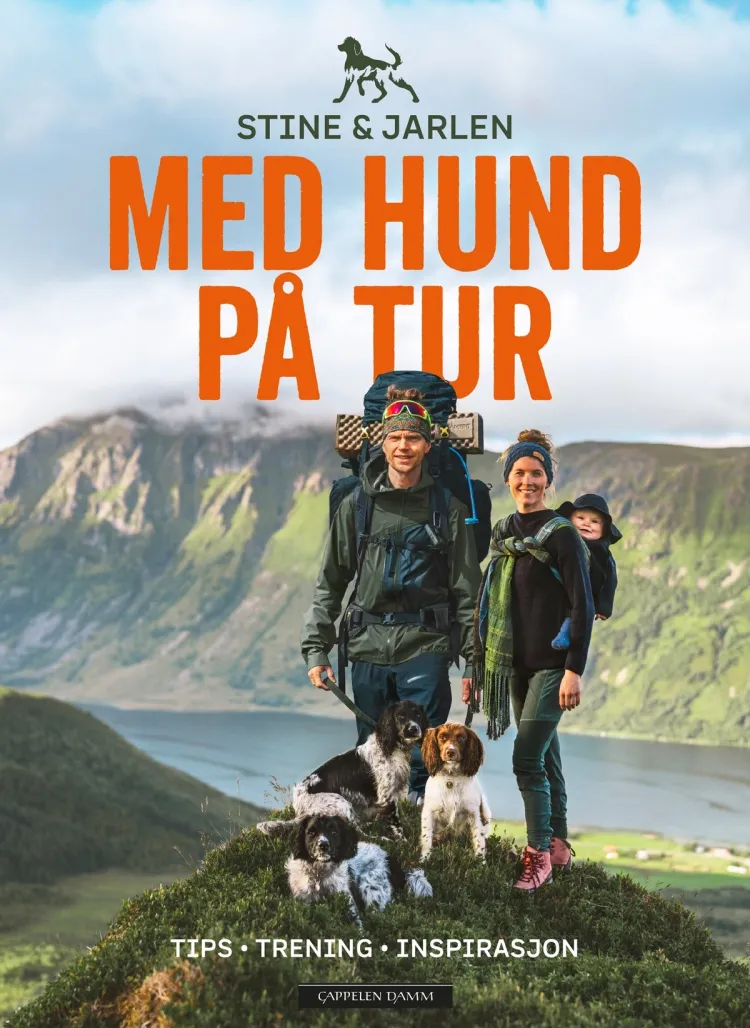 Omslag Med hund på tur av Stine og Jarlen (Innbundet)