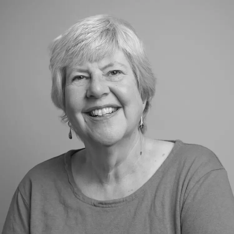 Bidragsyter Anne Youngson