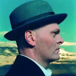 Bidragsyter Hallgrímur Helgason