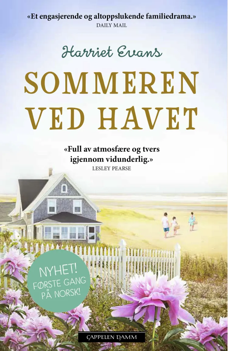 Omslag Sommeren ved havet av Harriet Evans (Heftet)