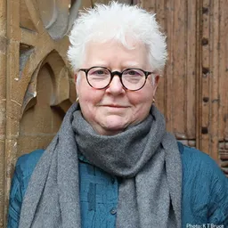 Bidragsyter Val McDermid