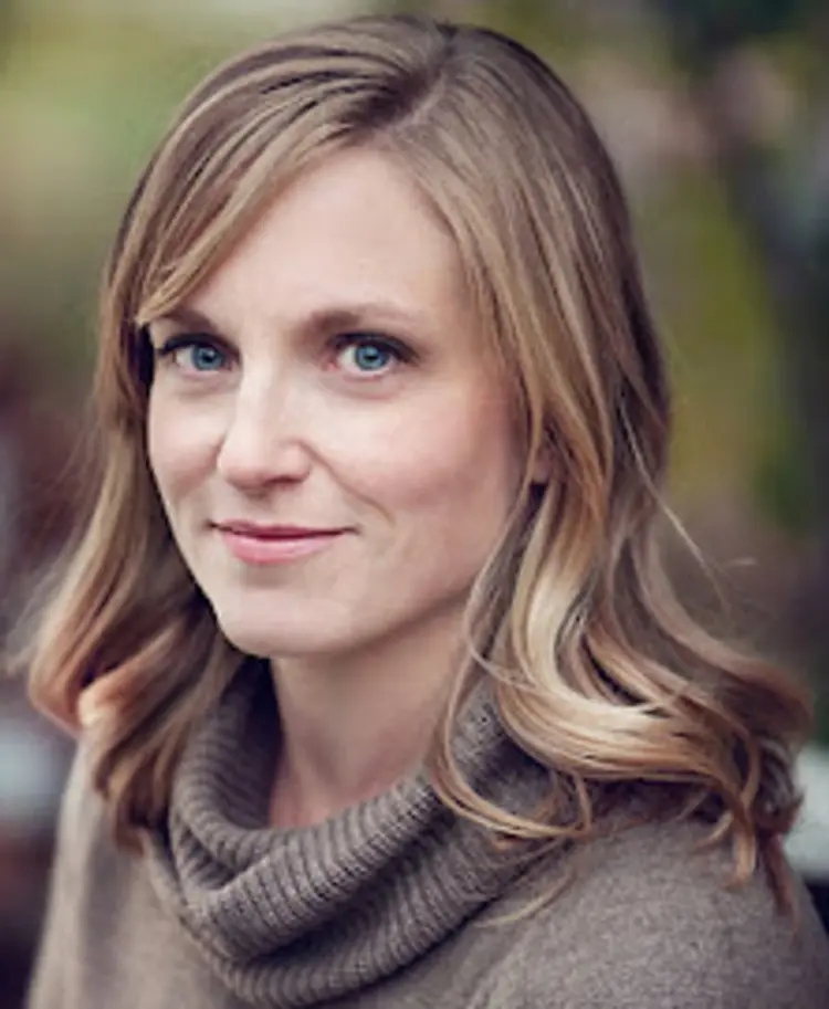 Bidragsyter Julianne Donaldson