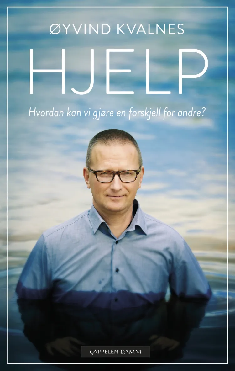 Omslag Hjelp av Øyvind  Kvalnes (Innbundet)