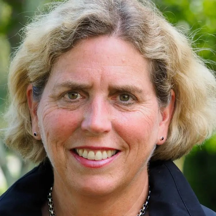 Bidragsyter Kari C. Toverud