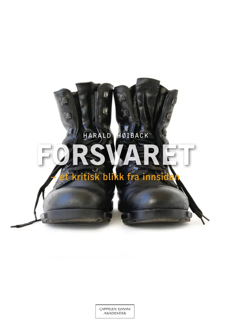Omslag Forsvaret av Harald Høiback (Heftet)