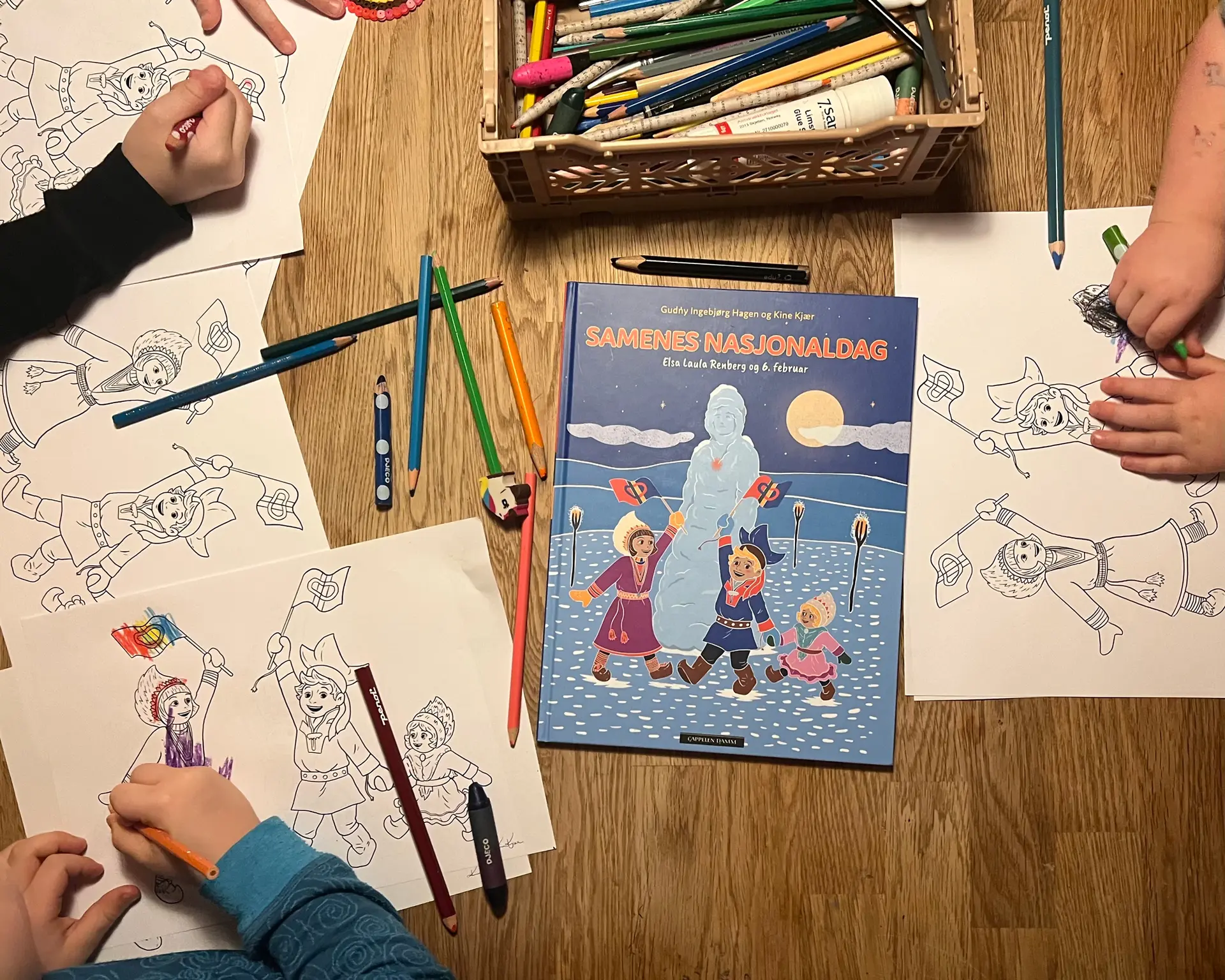 Fargeleggingsark fra boken «Samenes nasjonaldag».