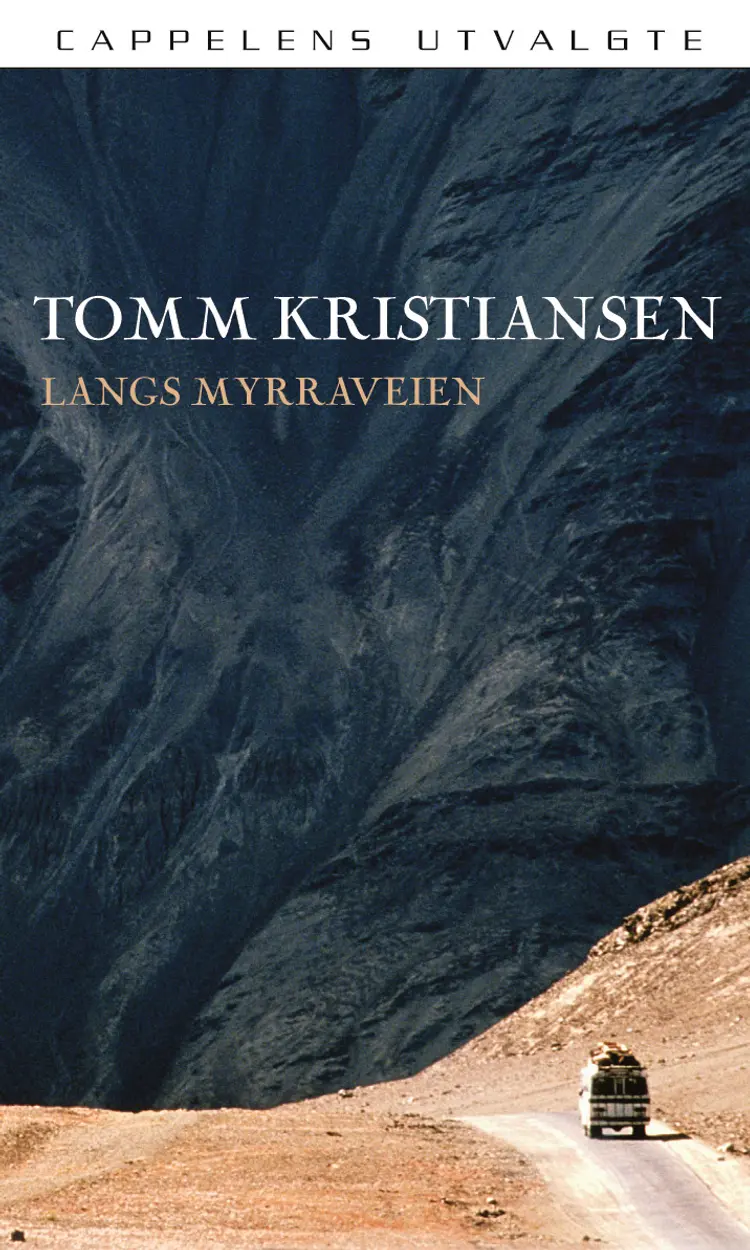 Omslag Langs Myrraveien av Tomm Kristiansen (Heftet)