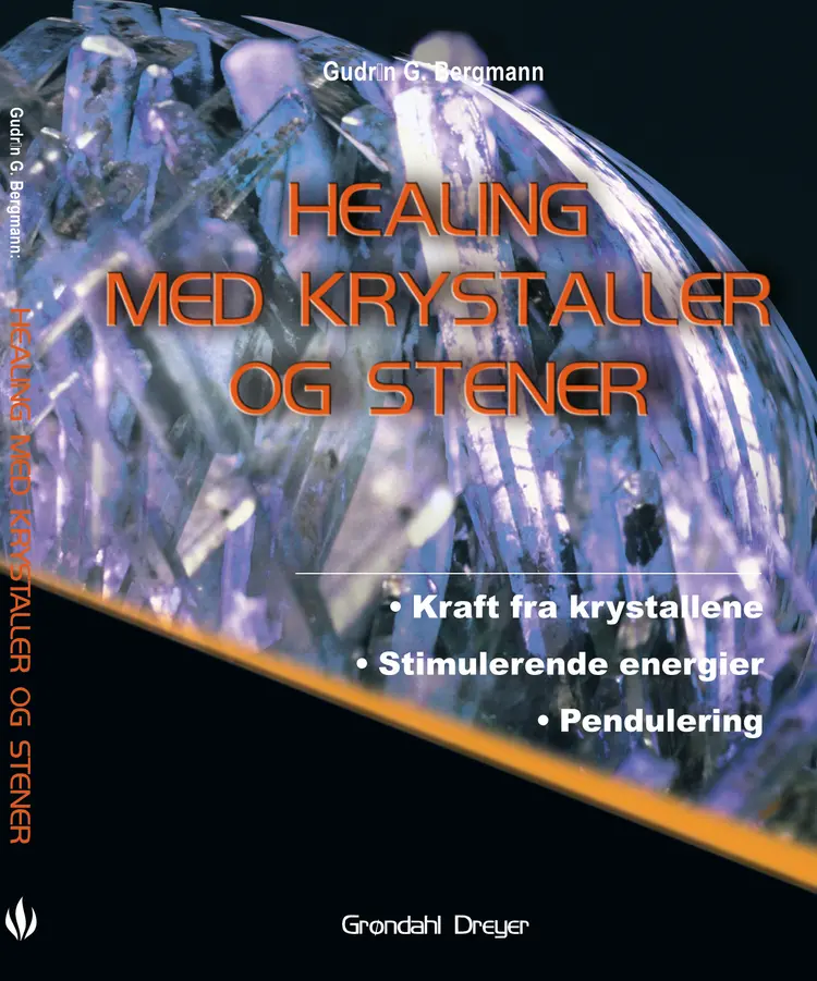 Omslag Healing med krystaller og stener av Gudrun Bergmann (Innbundet)