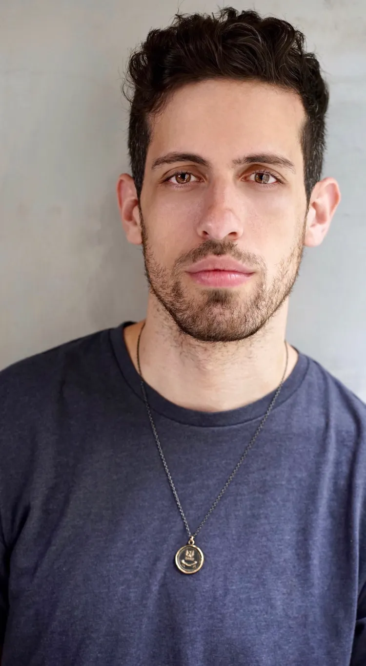 Bidragsyter Adam Silvera