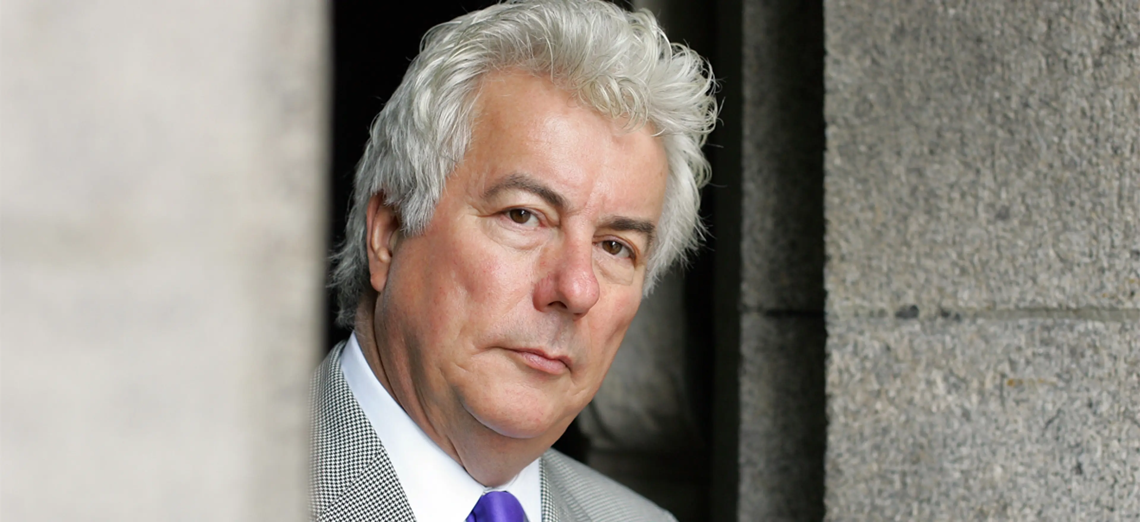 Portrett av Ken Follett