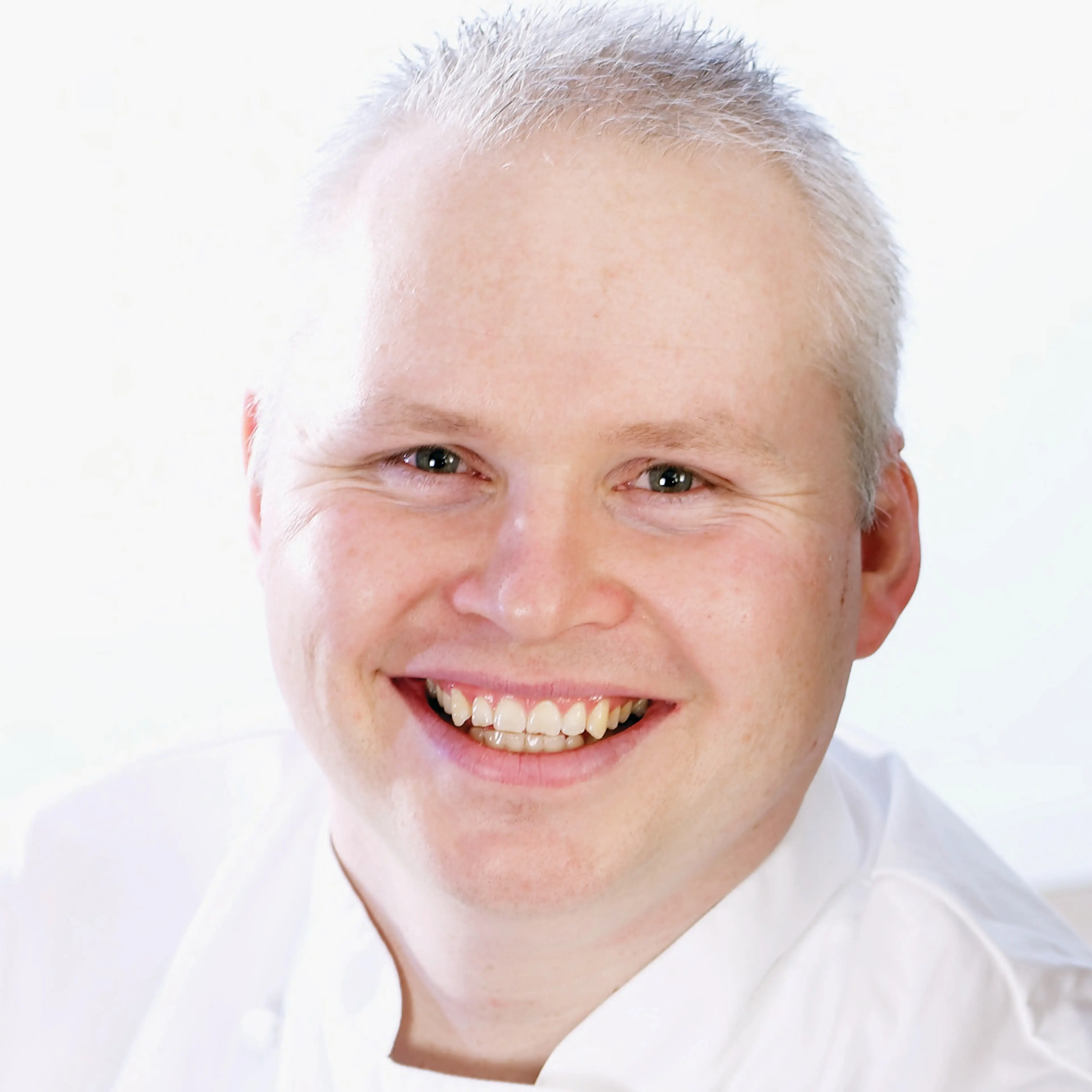 Bidragsyter Charles Tjessem