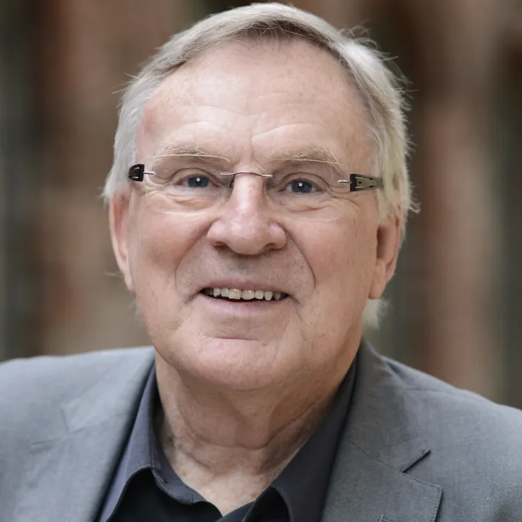 Bidragsyter Tore Kr. Schjølberg