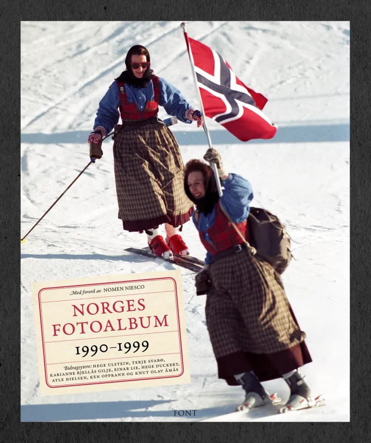 Omslag Norges fotoalbum 1990-1999 (Innbundet)