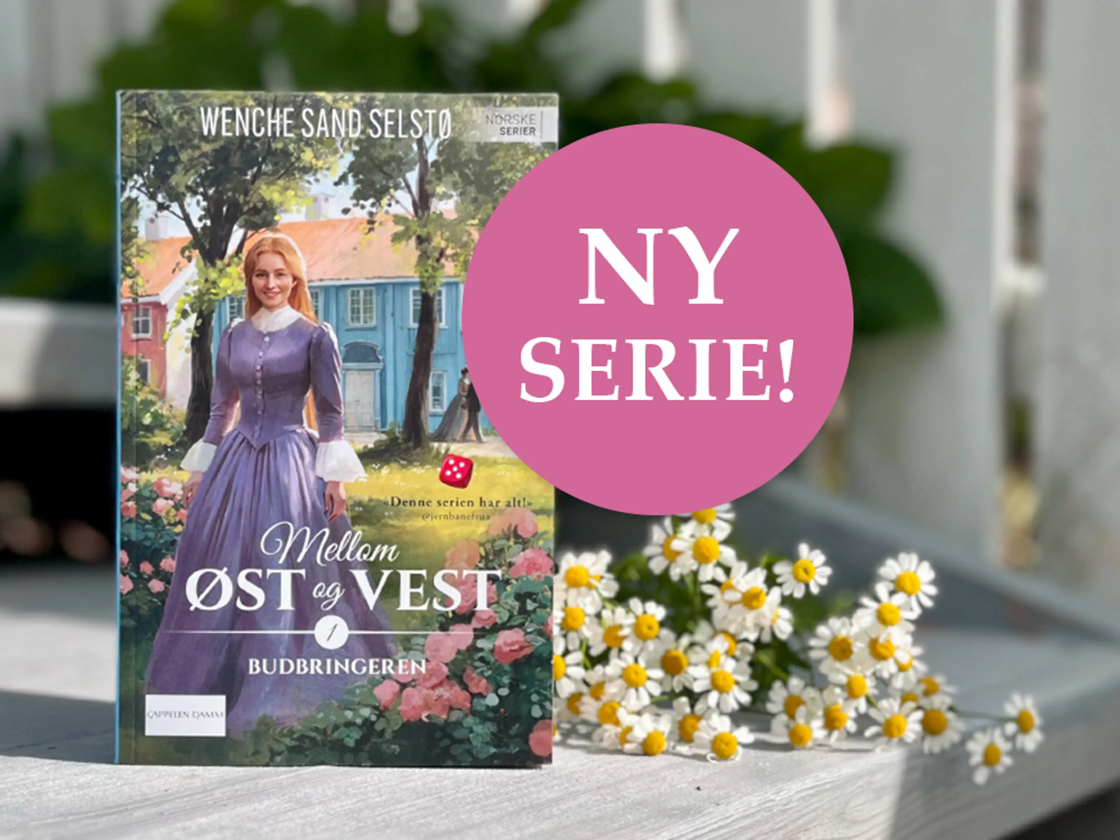 Foto av første bok i serien Mellom øst og vest