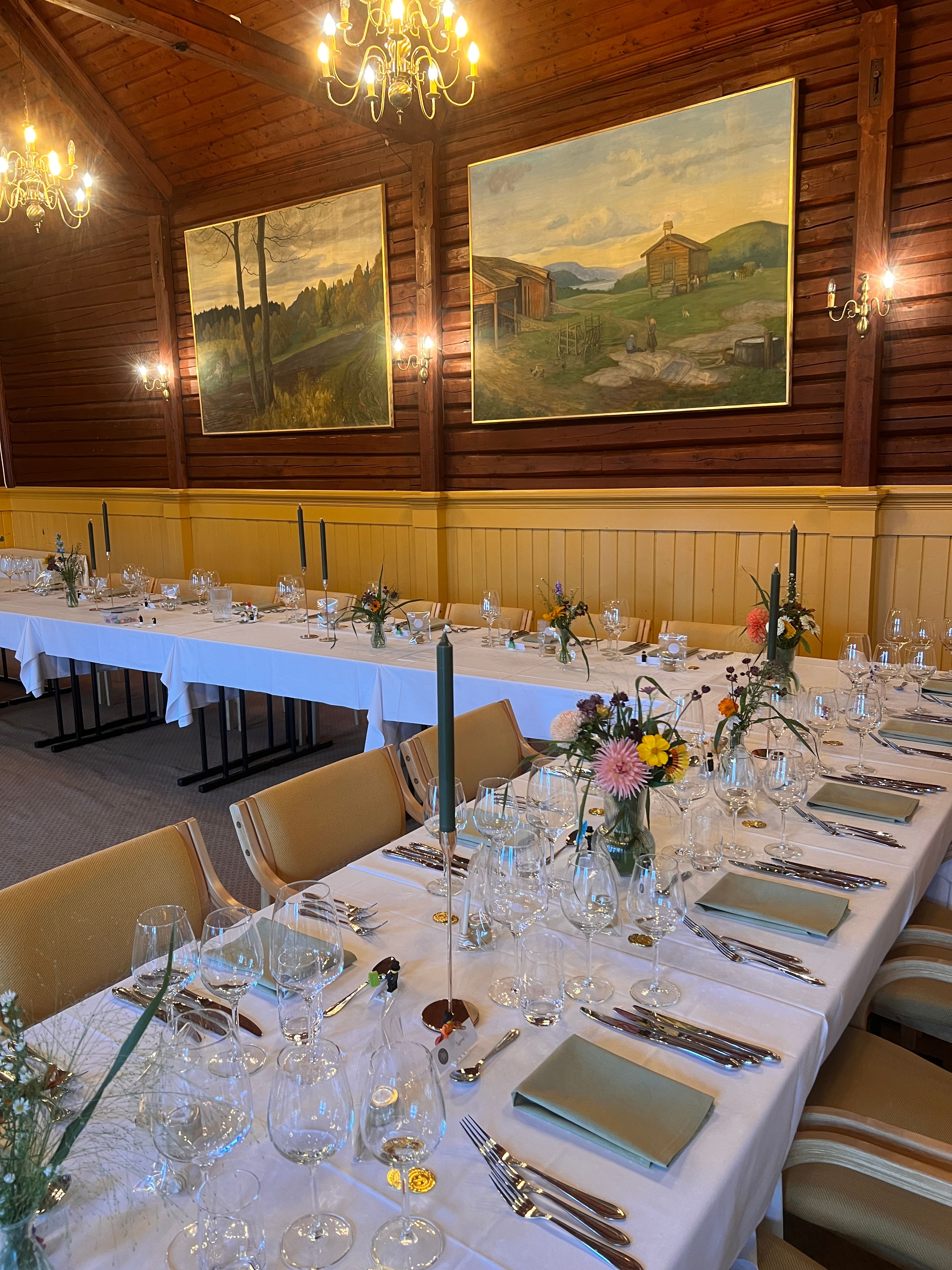 Oppdekket bord i Seheimer