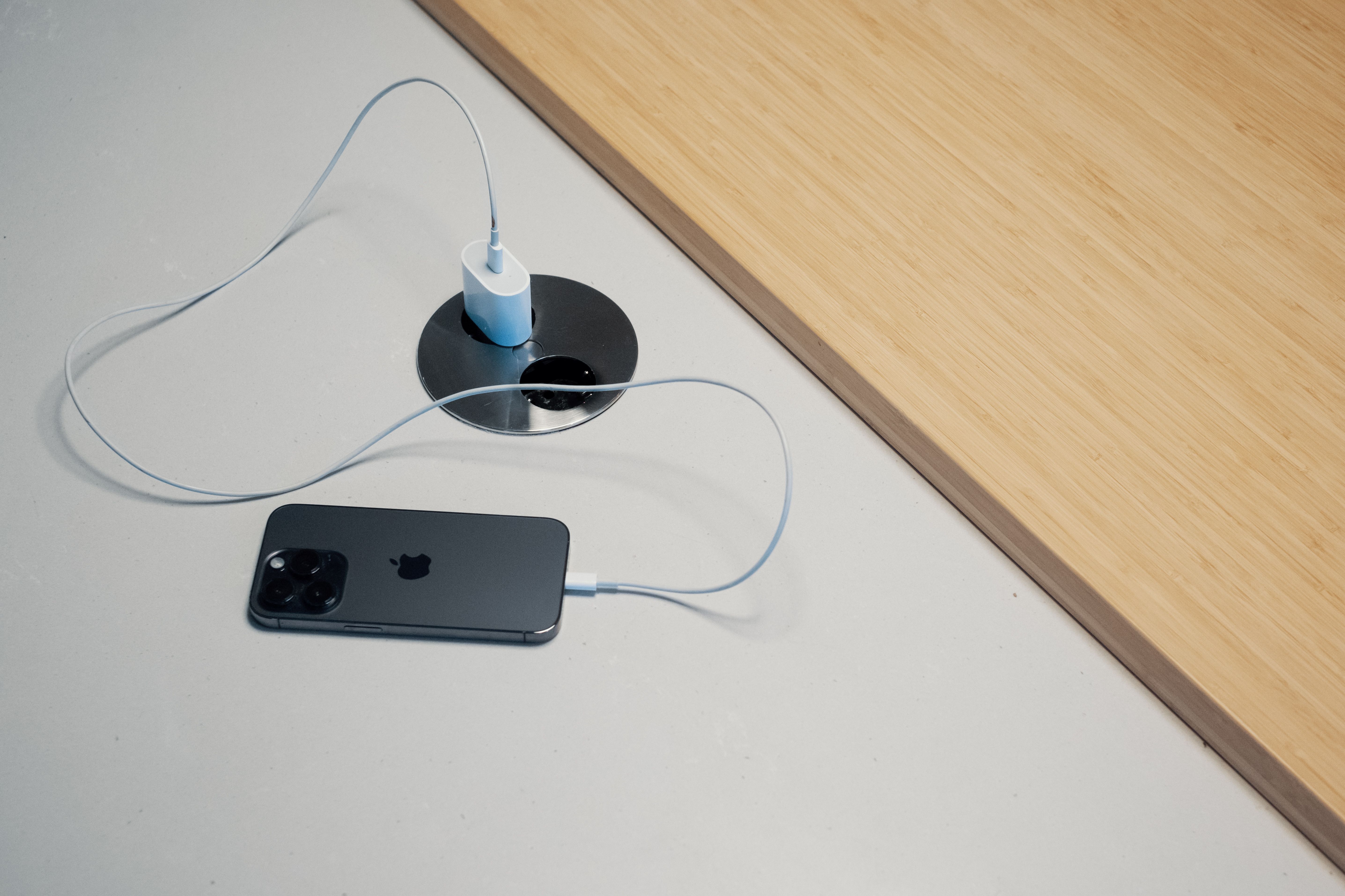 lading av mobiltelefon