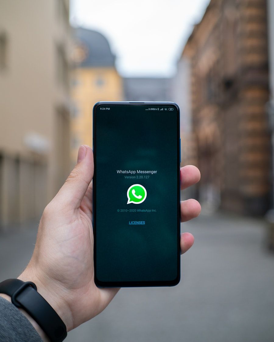 WhatsApp reinvents itself in 2026: history for new members, reminders and advertising in Europe