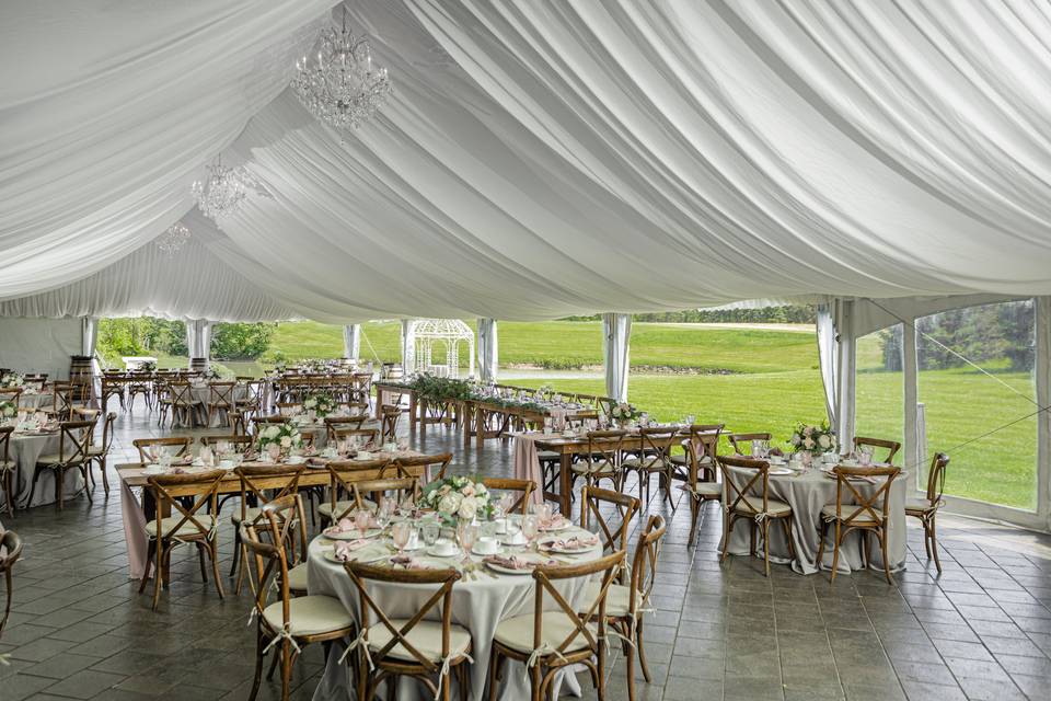 Sue-Ann Staff Estate Winery