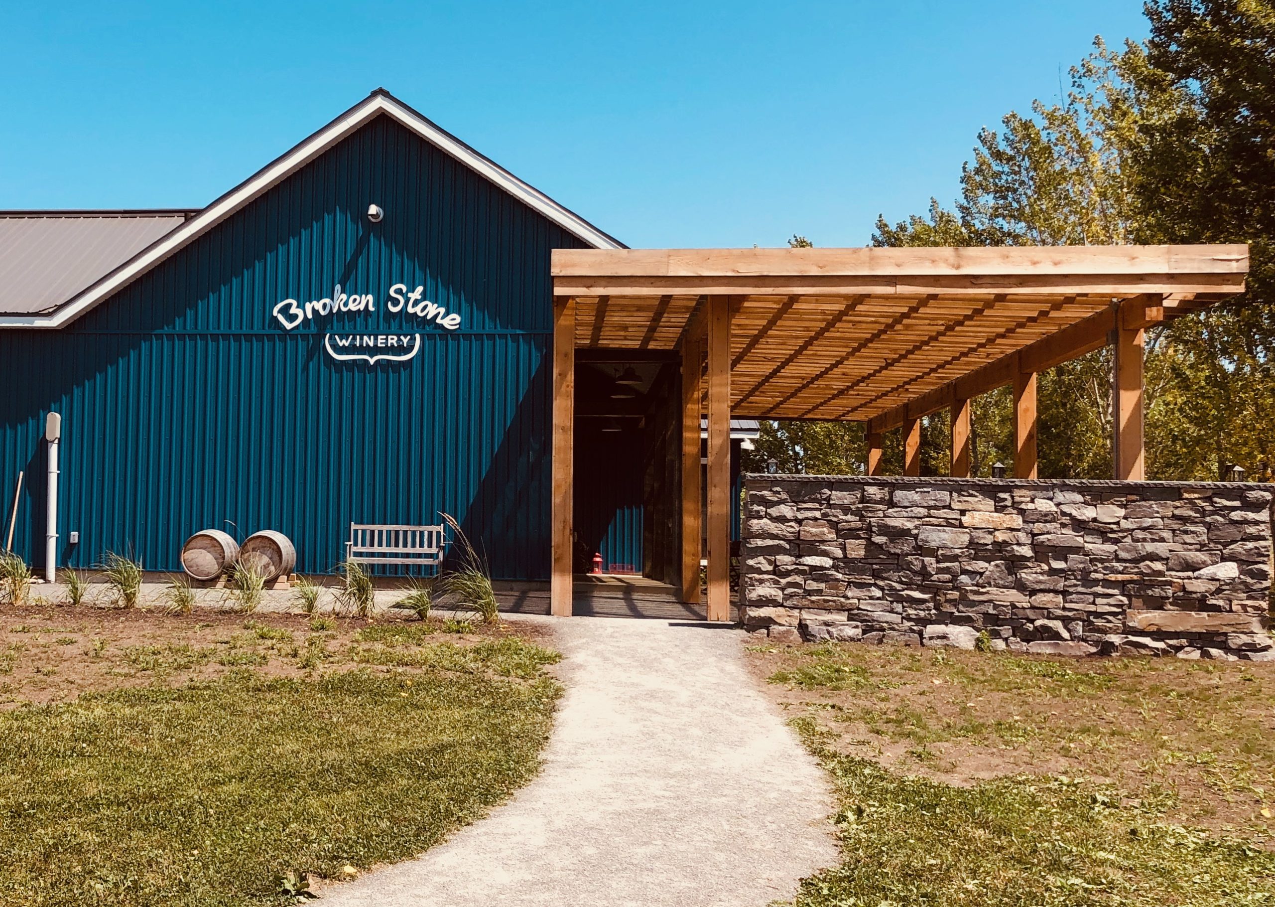 Broken Stone Winery