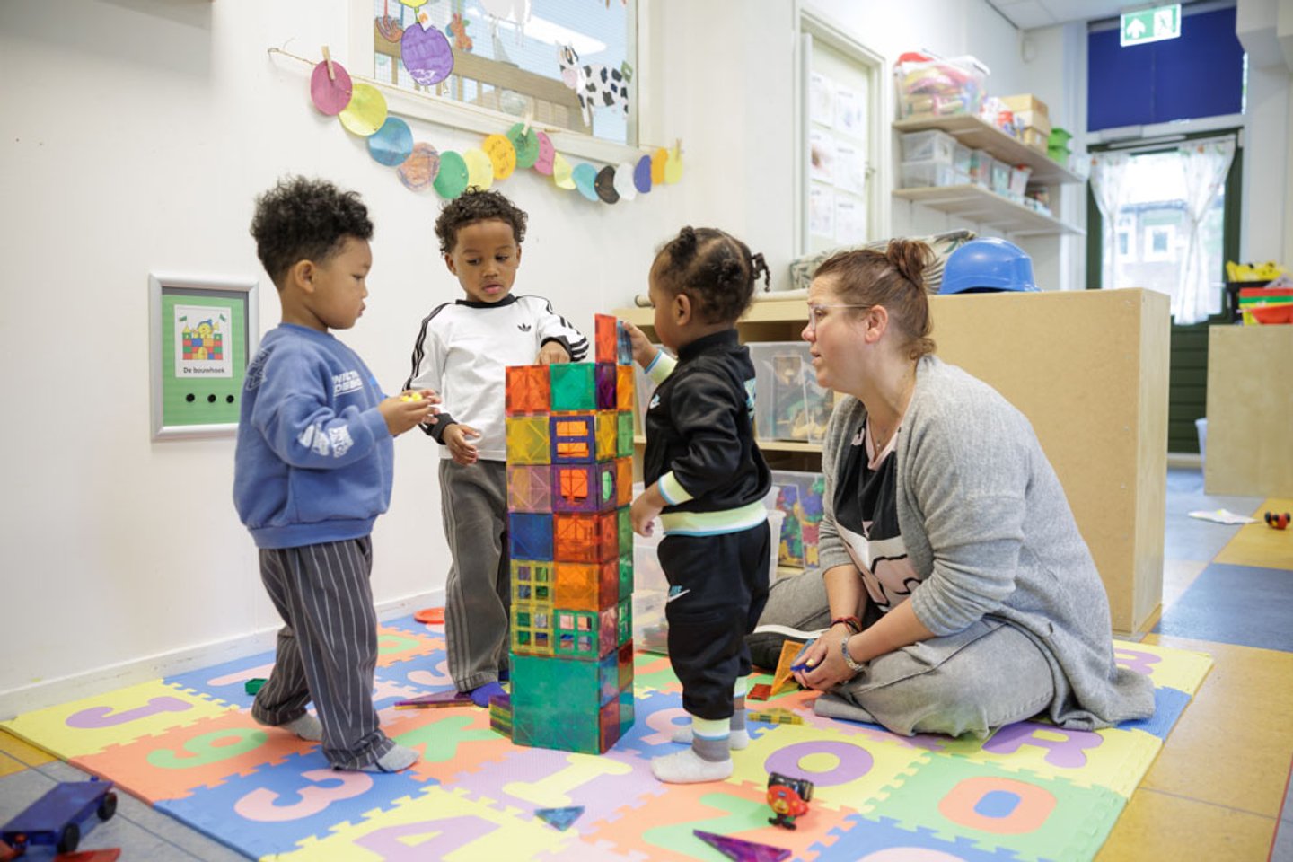 Kinderen die samen opgroeien