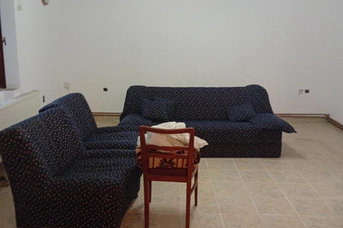 Dvorišni stan 80m2