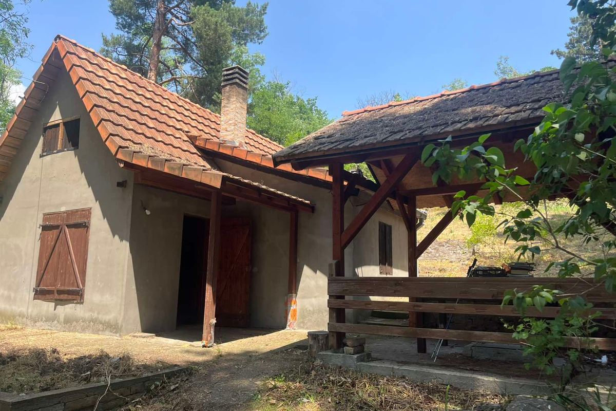 Vikendica u Deliblatskoj peščari