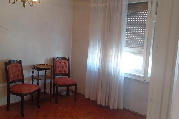 Centar 350e/mesec