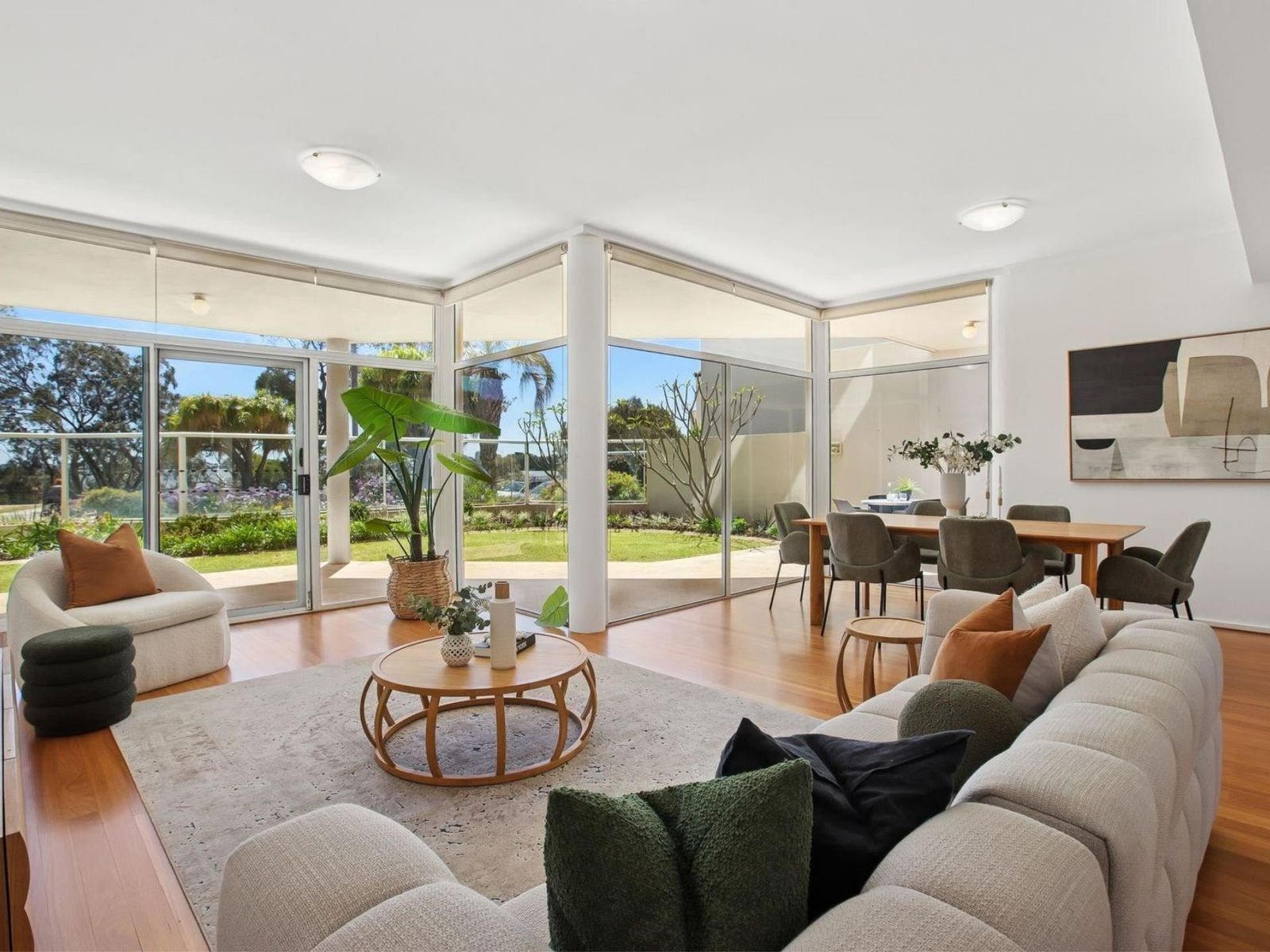 Apt 2, 232 Burke Drive