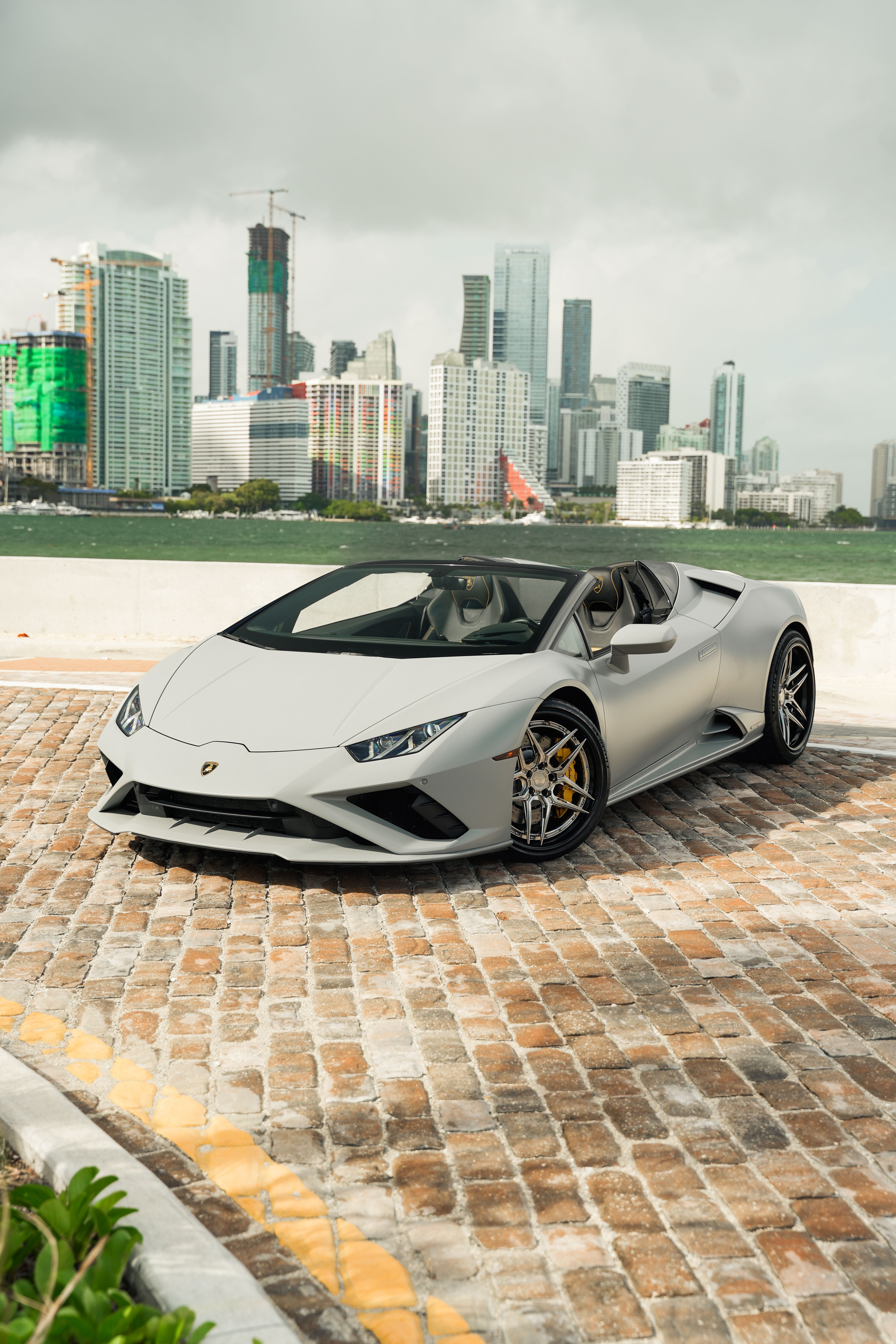 Grey Lamborghini Huracán Evo Spyder for rent in Miami