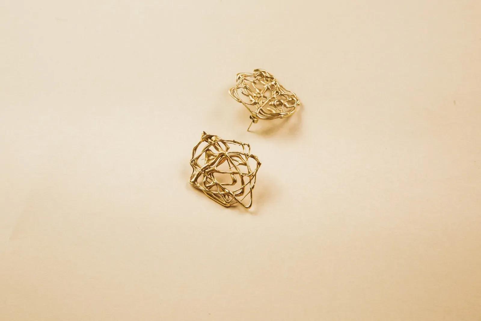 Drizzle Studs