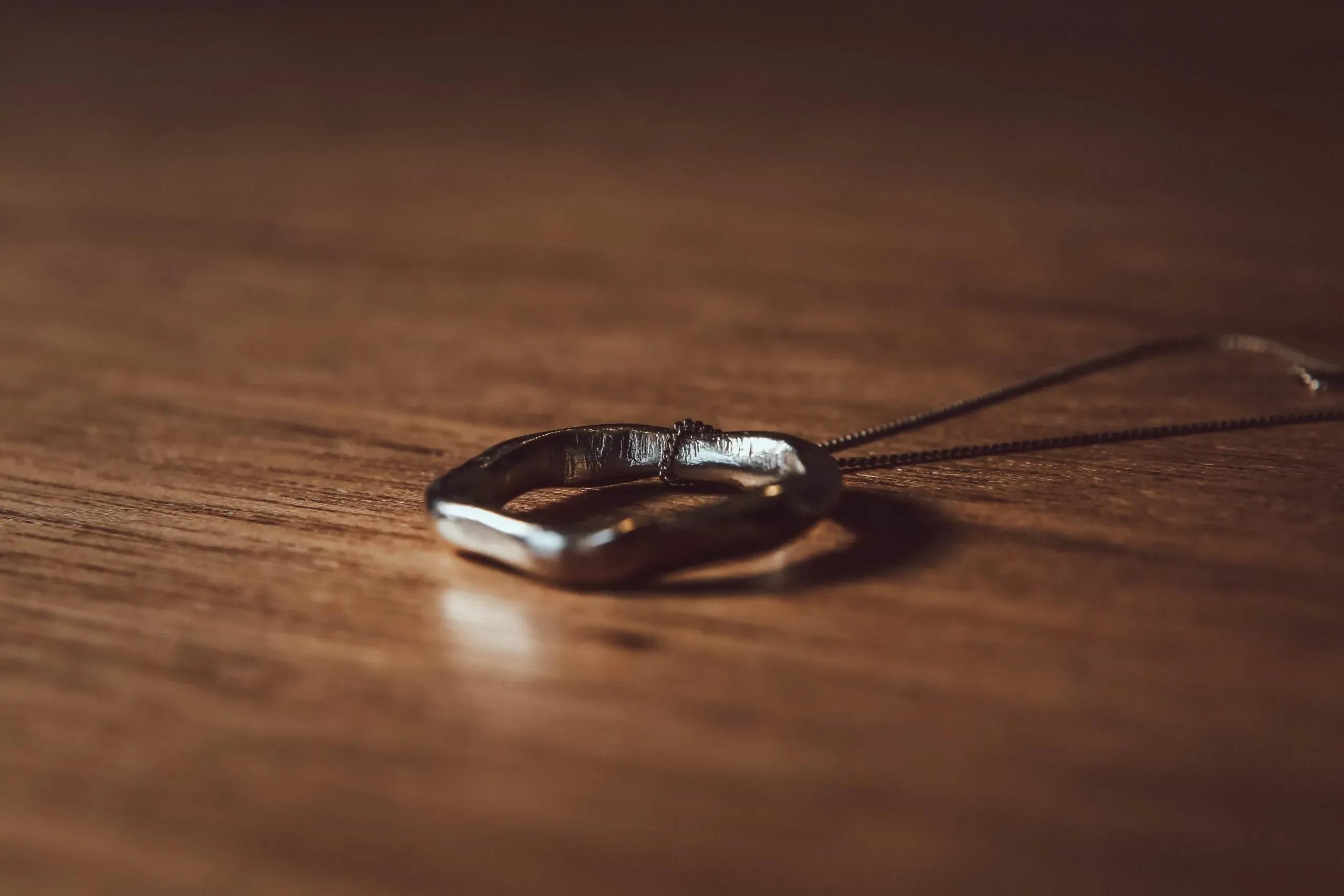 Molten Loop Pendant