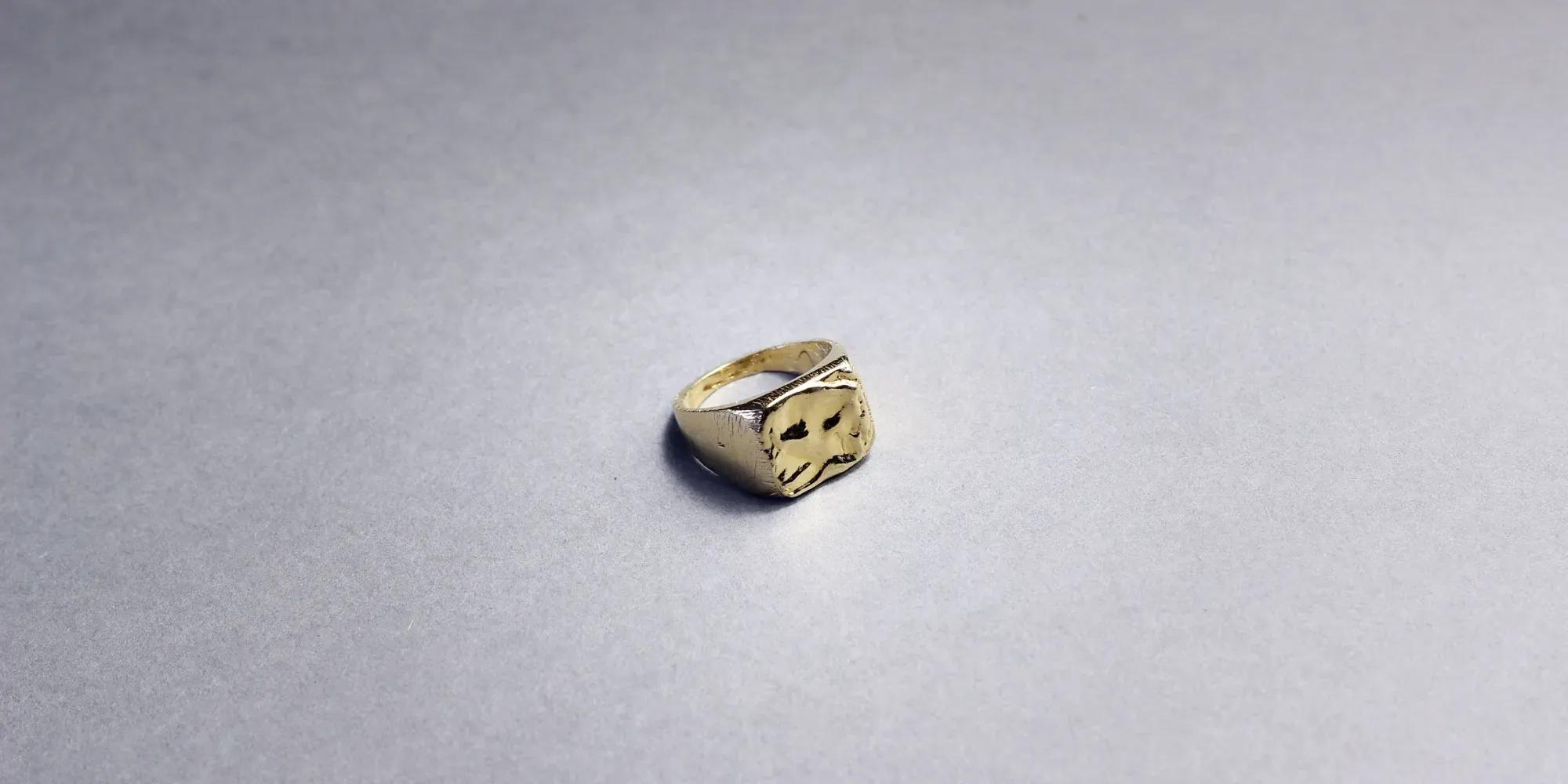 Signet Ring