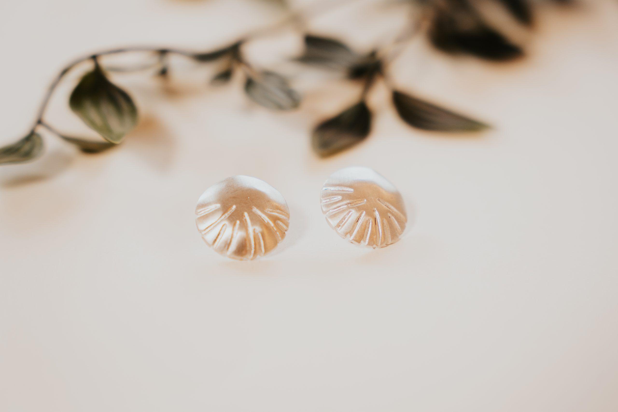 Lined Dome Studs