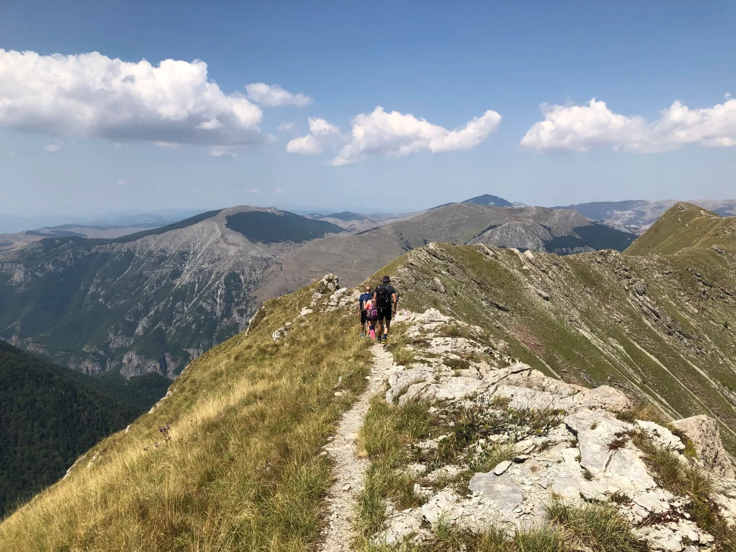 Hřebenová cesta v horách Bosna