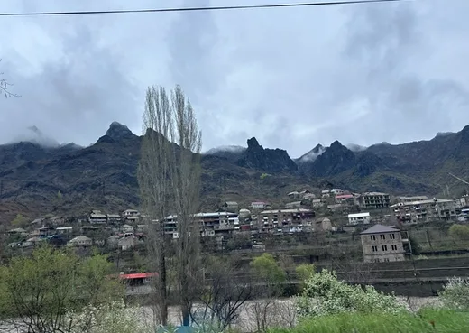 When you think of Armenia, most travelers picture ancient monasteries perched high in the mountains, the turquoise waters of Lake Sevan, or the majestic Mount Ararat. Yet very few make their way to Alaverdi – a town that reveals an entirely different side of the country. Raw, rugged, industrial, and surprisingly authentic.
