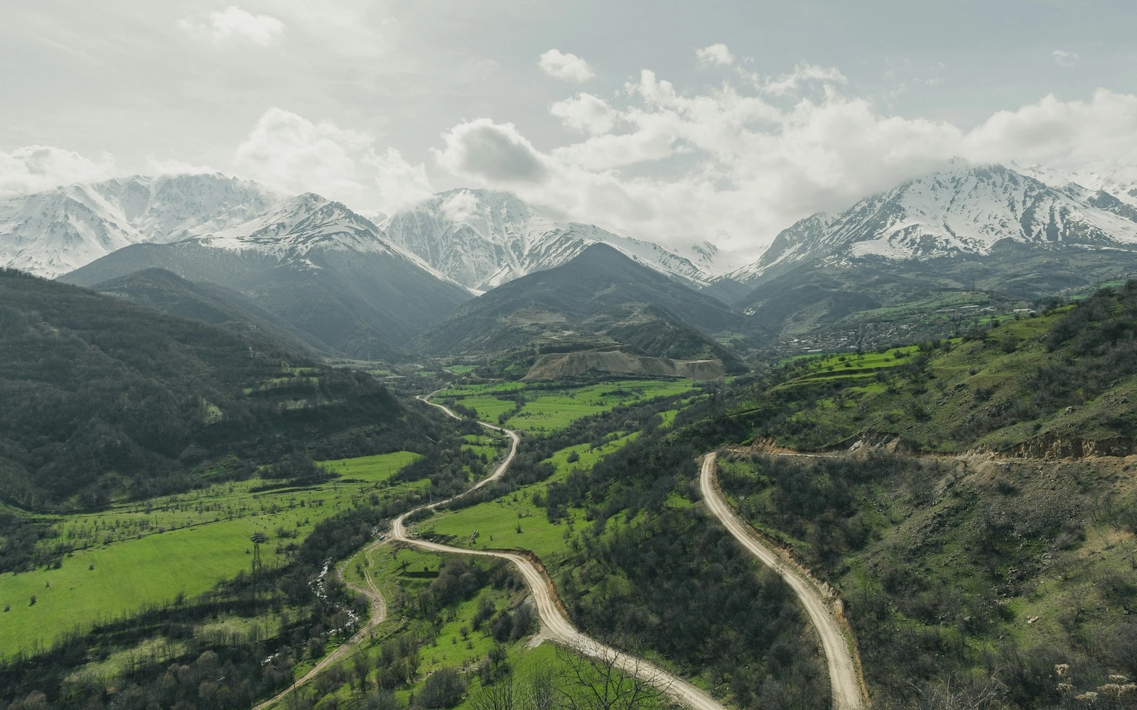 Kavkazský extrém za 8 dní: Arménie, Gruzie, padající laviny a roadtrip z Jerevanu do Tbilisi