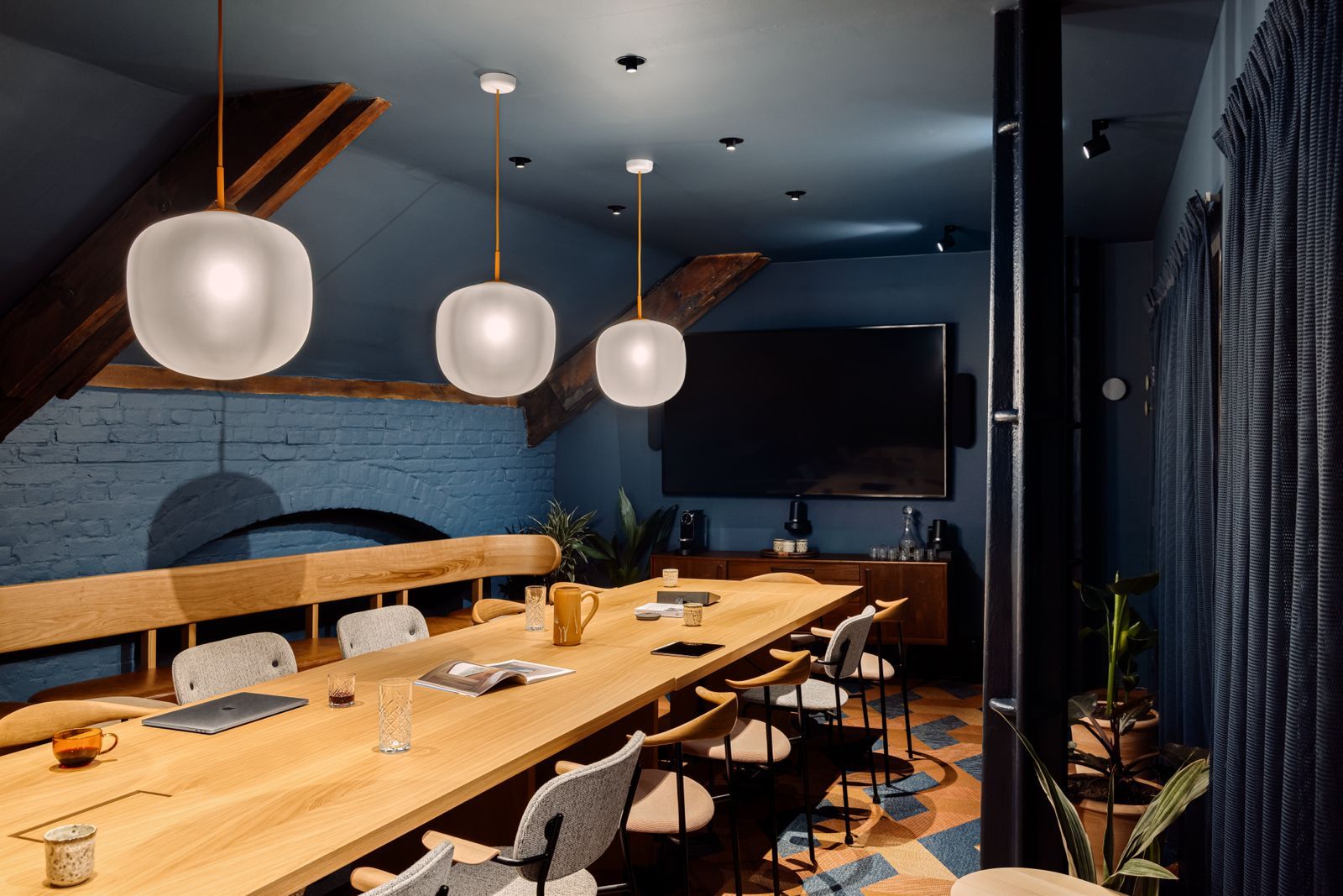 Edyn office with bespoke banquette seating