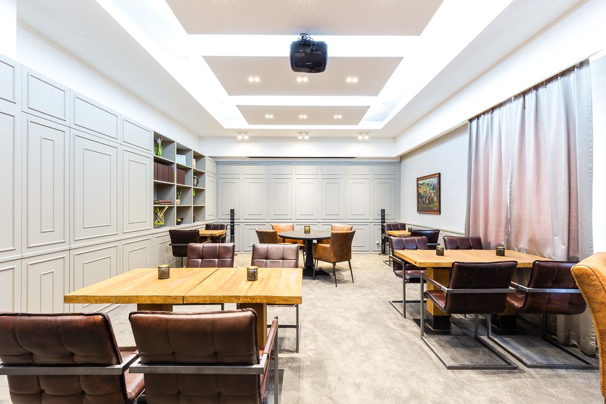 Interiér firemného klubu - Image 4