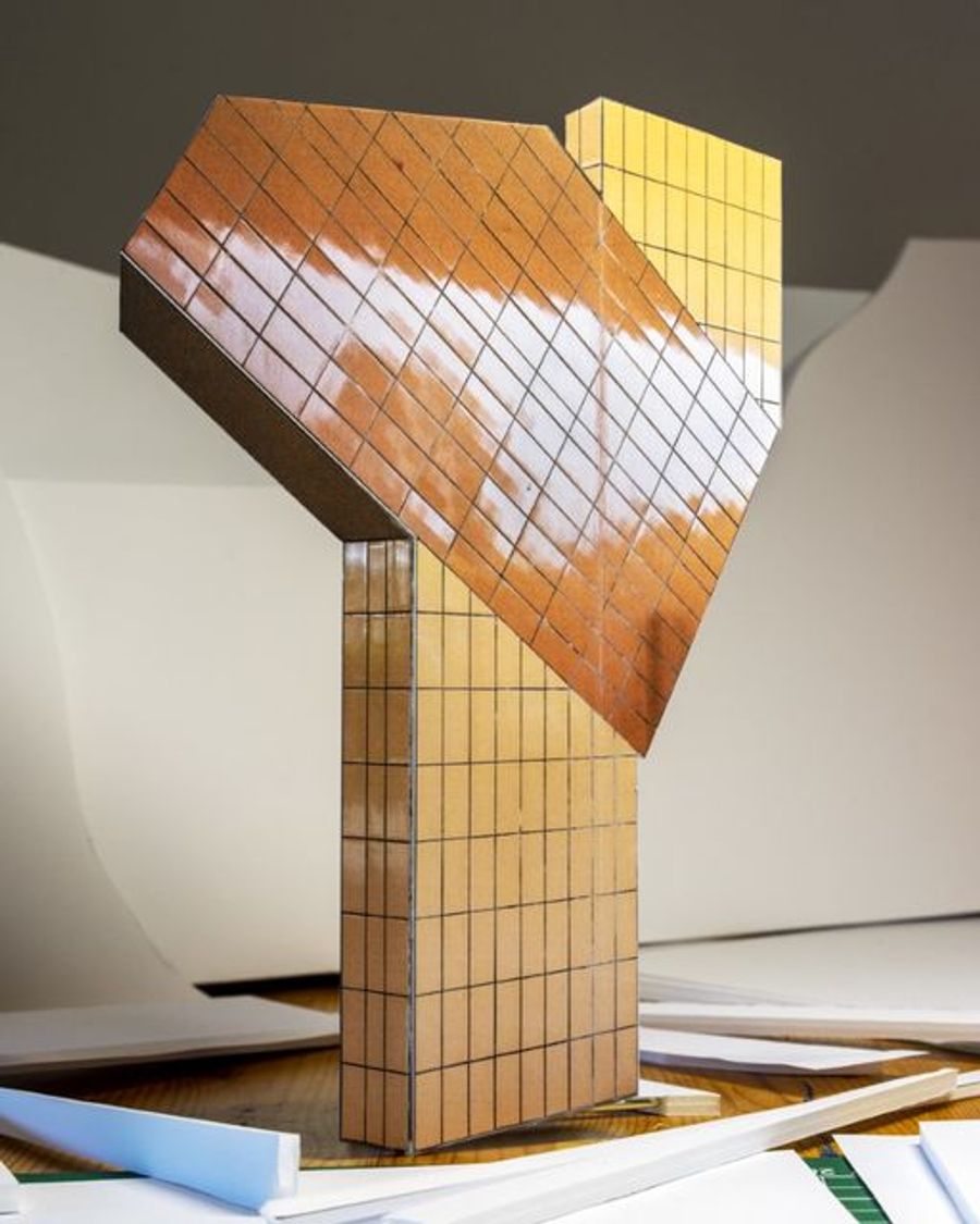 Metro Sculpture 1