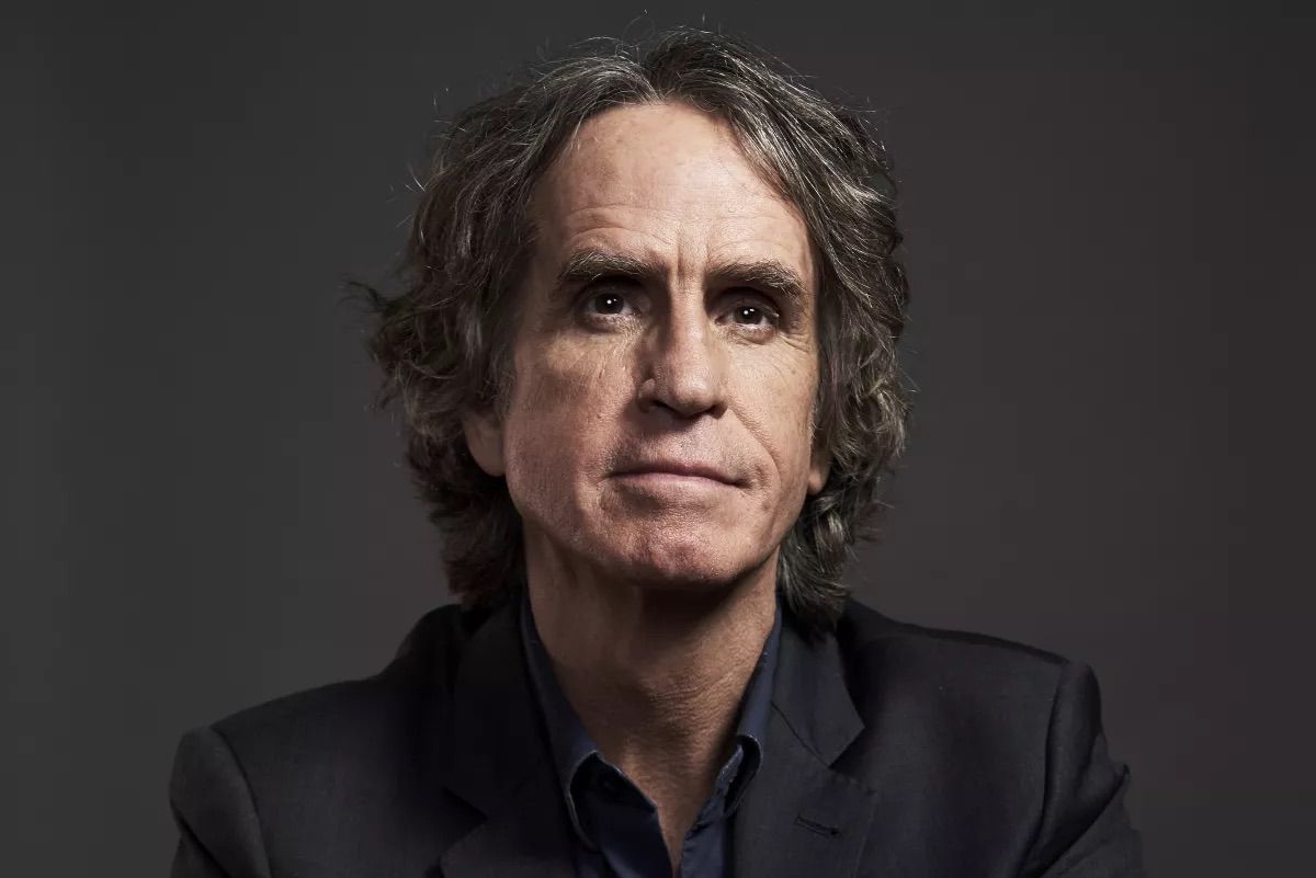 Headshot of Jay Roach