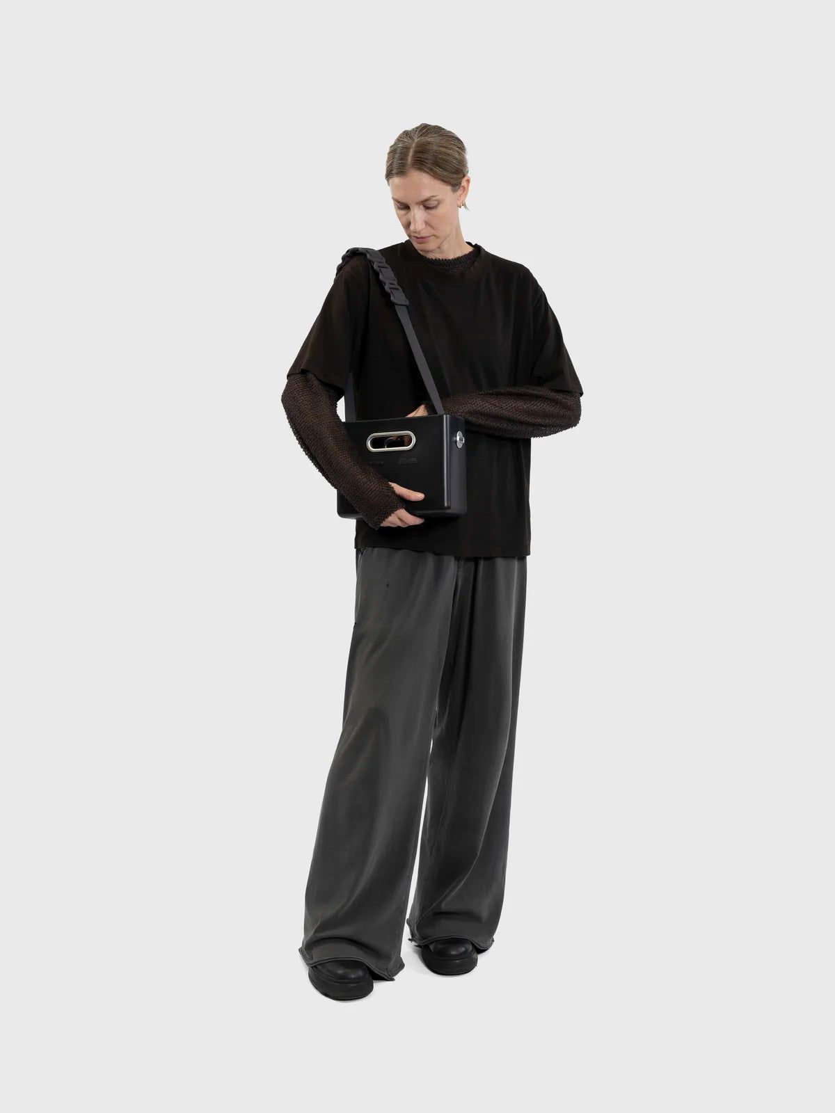 EAST WEST CLUTCH SYSTEM - SMALL in DEEP