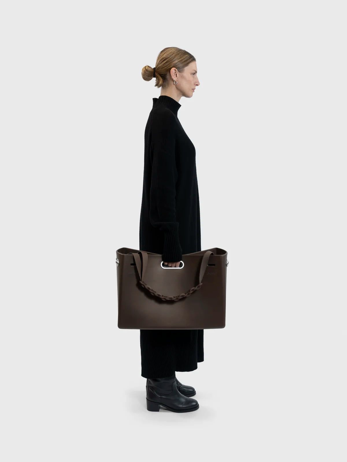 EAST WEST CLUTCH SYSTEM - XL in SOLSTICE