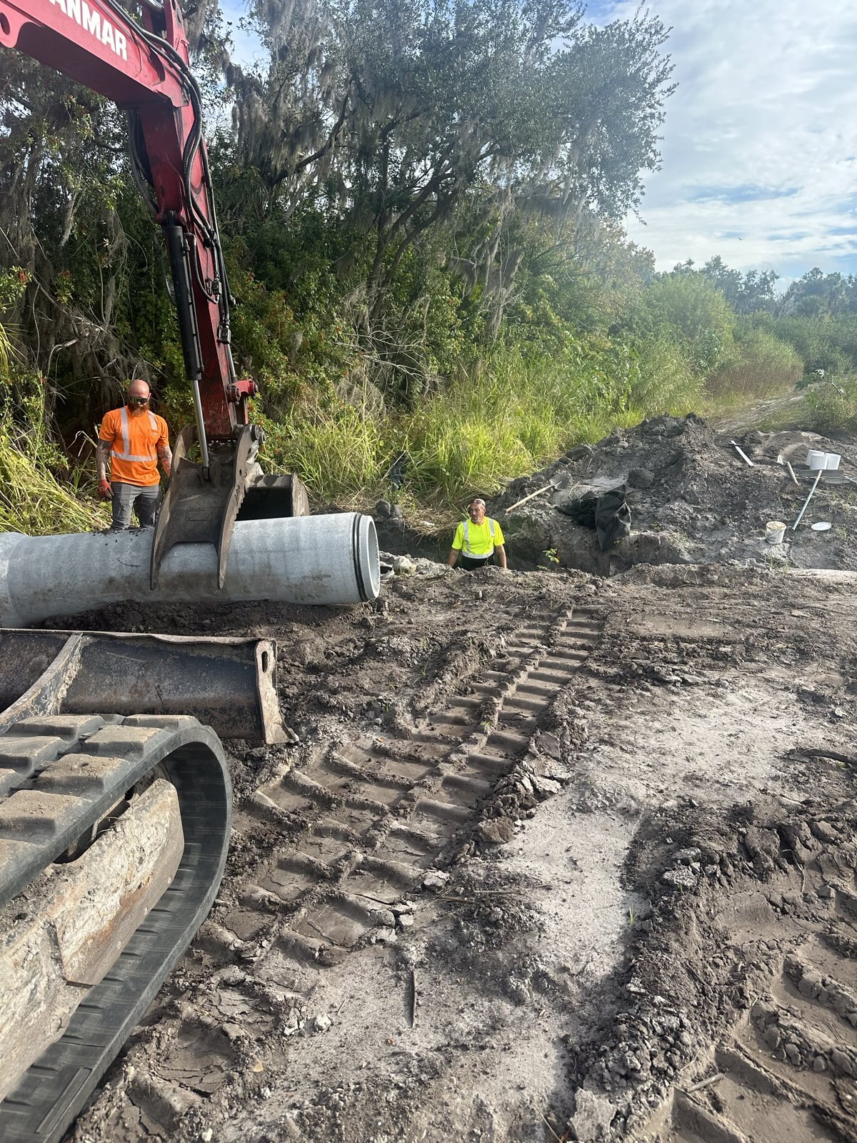 How Much Does Trenching Cost in Florida? (2026 Guide)