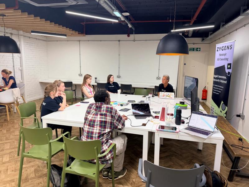 Everyday AI sessions and AI for Business workshops