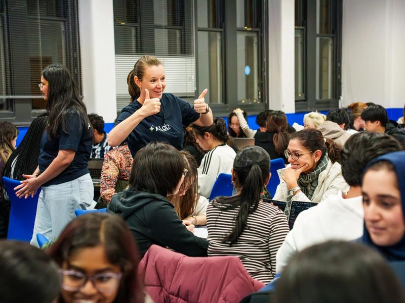 Leeds Business School students build their own AI agents