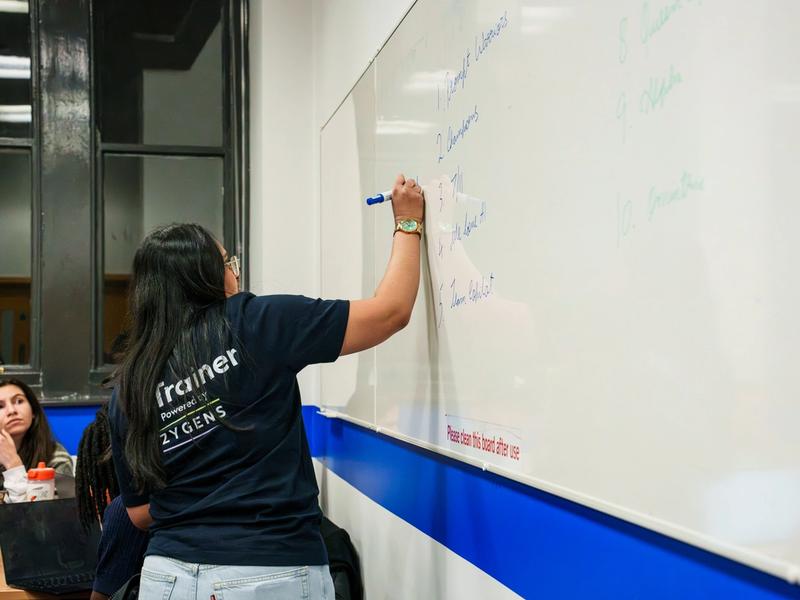 Leeds Business School students build their own AI agents