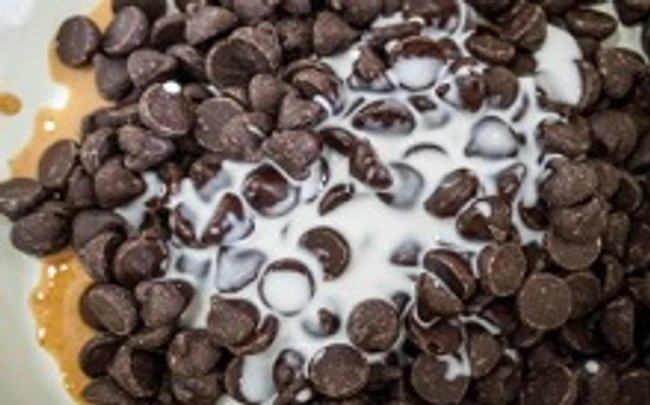 chocolate chips covered in milk