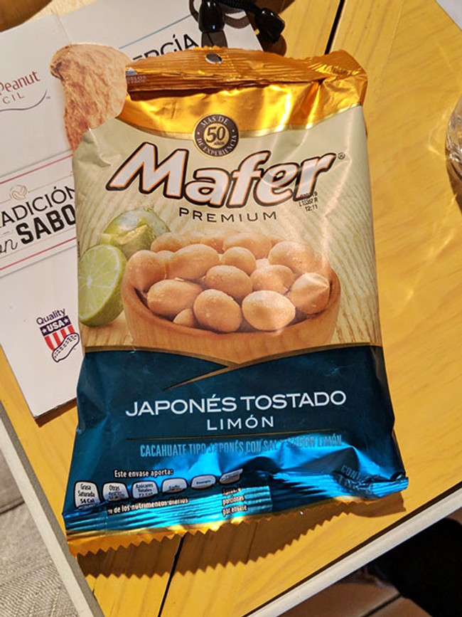 Mafer premium peanuts package