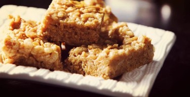 a crispy cereal bar with peanut butter.