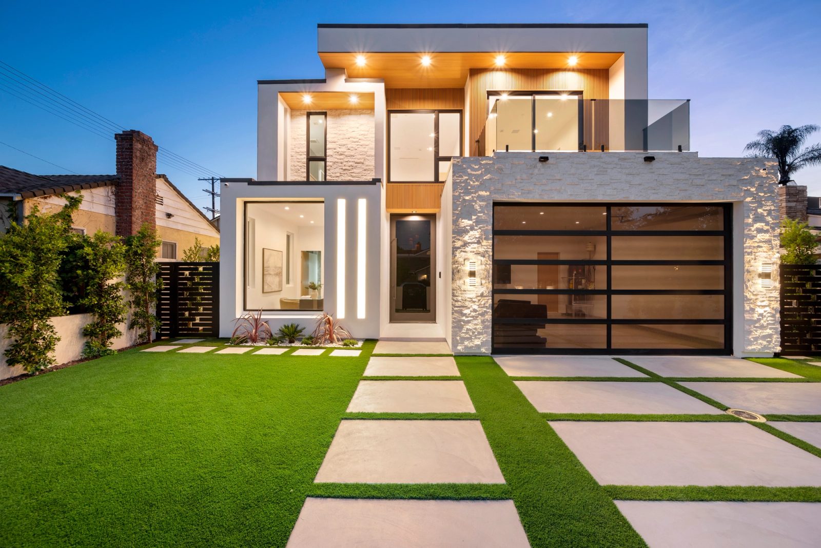 Studio City Modern — frame 1